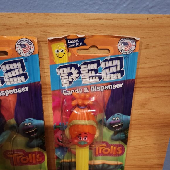 Pez Lot 3 TROLLS ~ DJ Suki, Poppy, Branch Pez Dispensers Carded Released 2024 - Picture 7 of 9